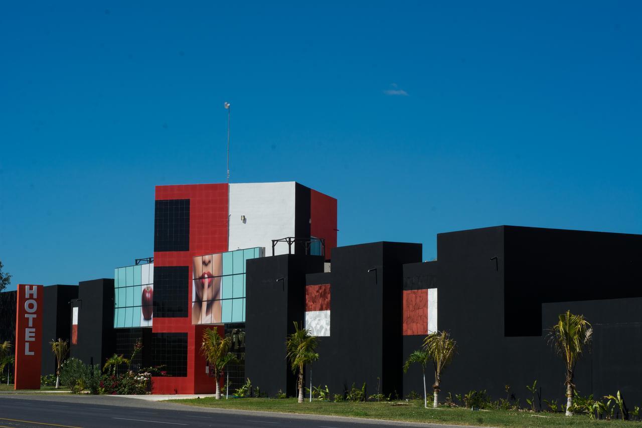 Vita Love Hotel Merida Luaran gambar